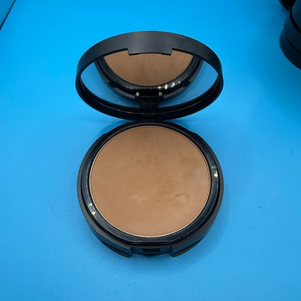 bareMinerals Medium Deep 40 Cool BarePro Powder Foundation